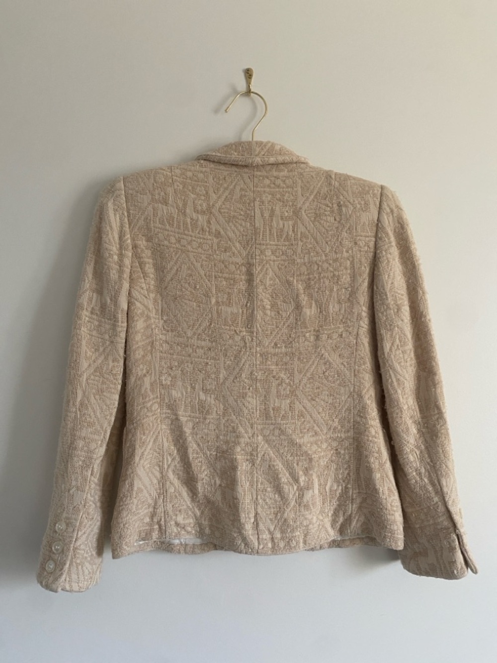 ERES Beverly Hills | Silk Jacquard Blazer | Neutral Slub Texture - Picture 7 of 8